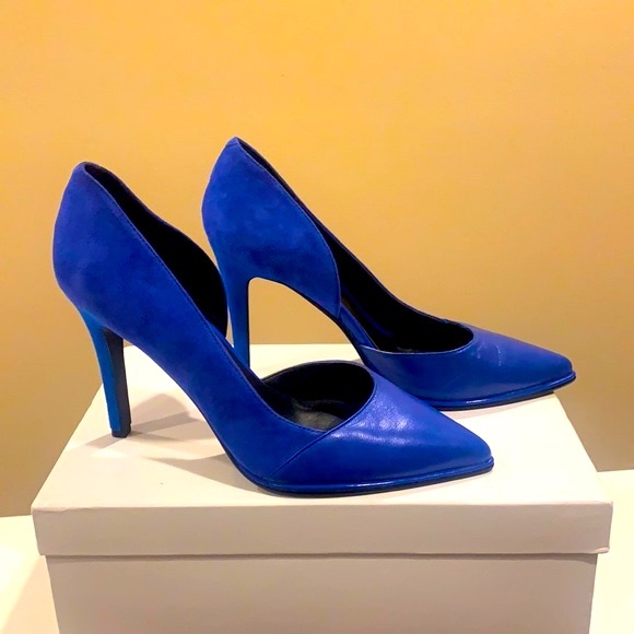 Kenneth Cole Blue Suede Pumps - Picture 1 of 6